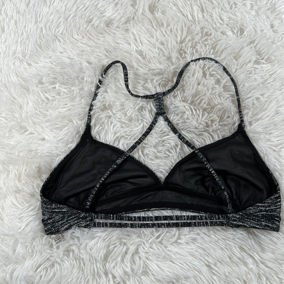 Victoria Sport by Victoria’s Secret Heather Grey Sports Bra - Picture 3 of 8